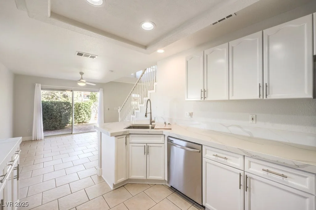 3244 Epson, Las Vegas, NV 89129