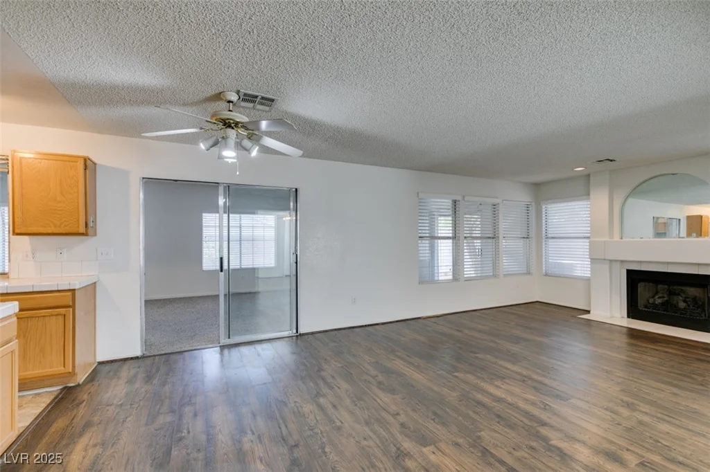 4516 Ryder, North Las Vegas, NV 89031
