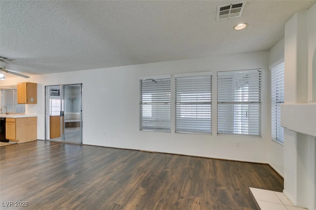 4516 Ryder, North Las Vegas, NV 89031