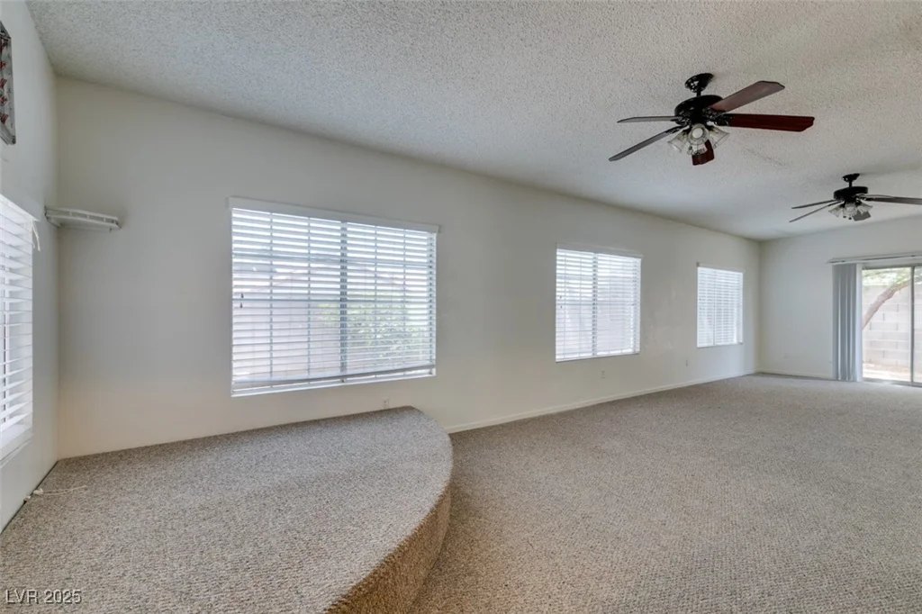 4516 Ryder, North Las Vegas, NV 89031