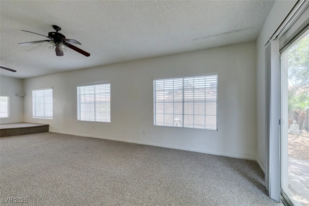 4516 Ryder, North Las Vegas, NV 89031