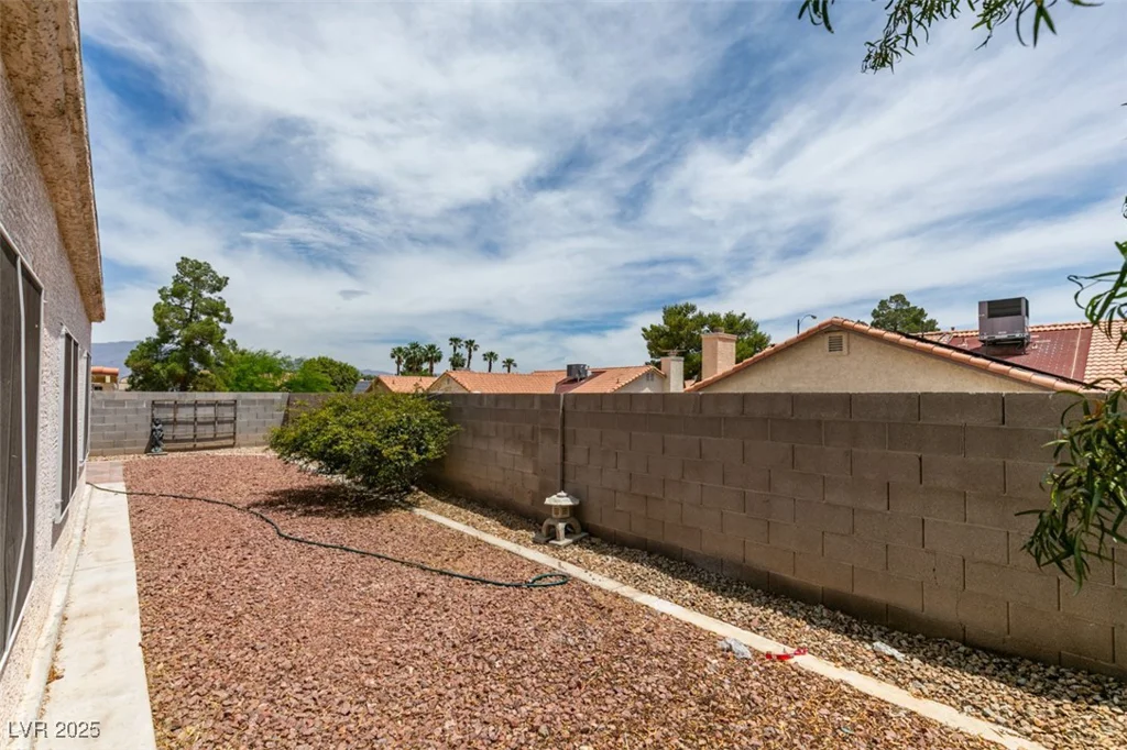 4516 Ryder, North Las Vegas, NV 89031