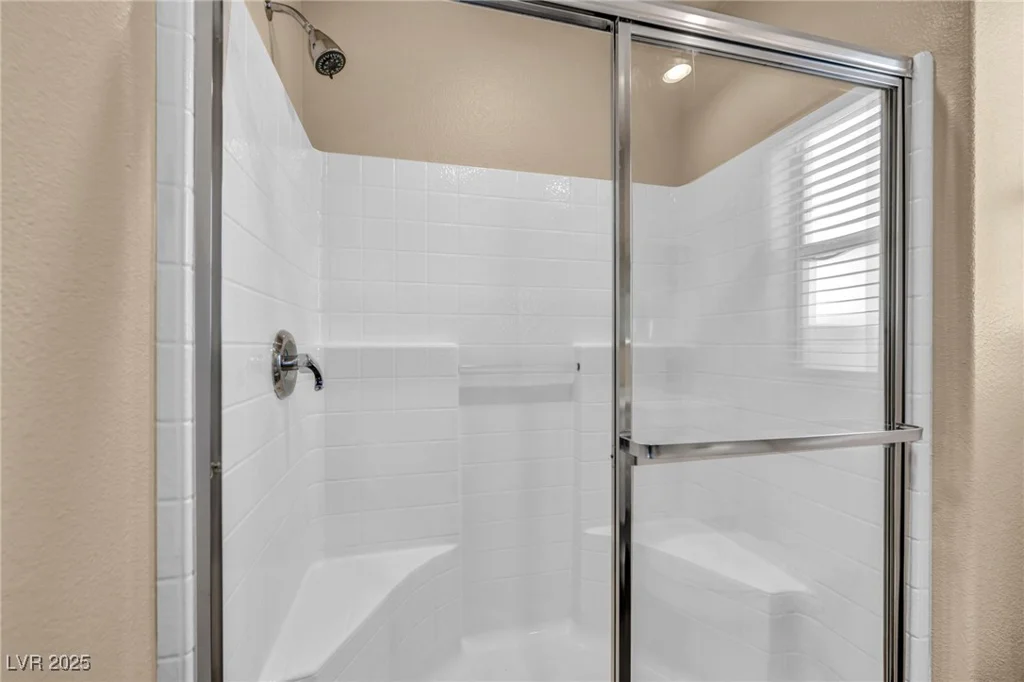 2134 William Holden, Las Vegas, NV 89142