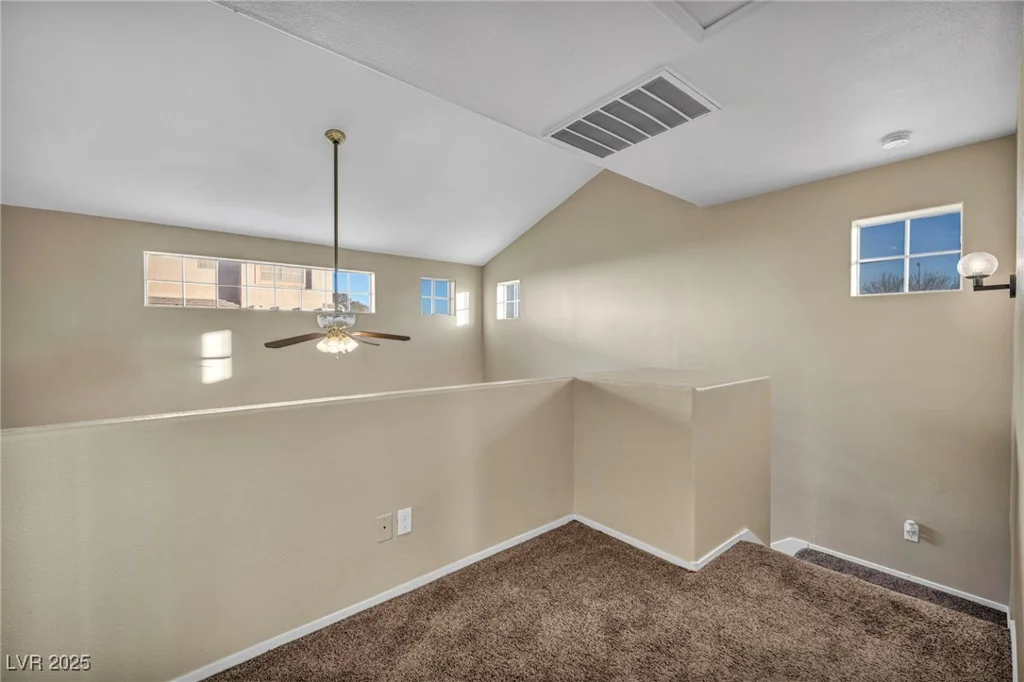 2134 William Holden, Las Vegas, NV 89142