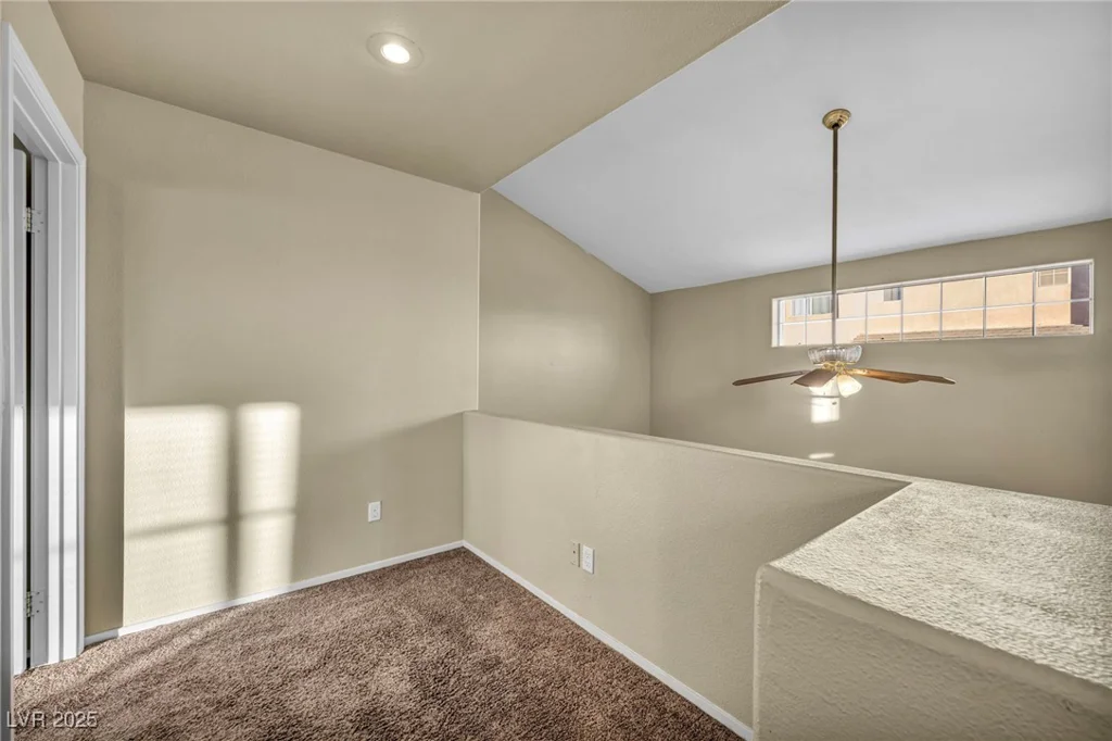 2134 William Holden, Las Vegas, NV 89142