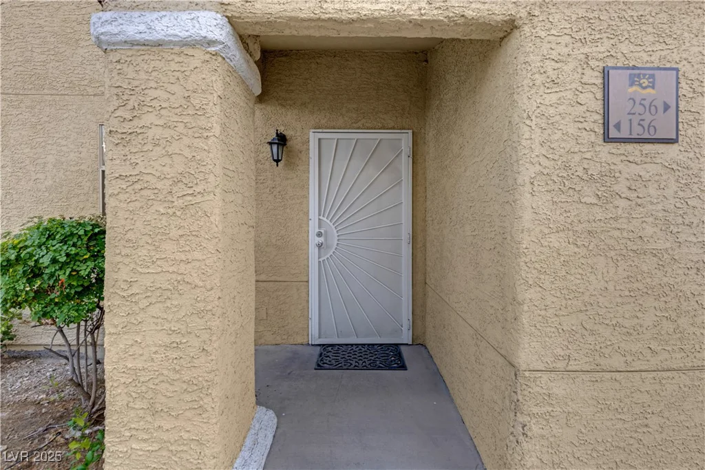 2801 Rainbow, Las Vegas, NV 89108