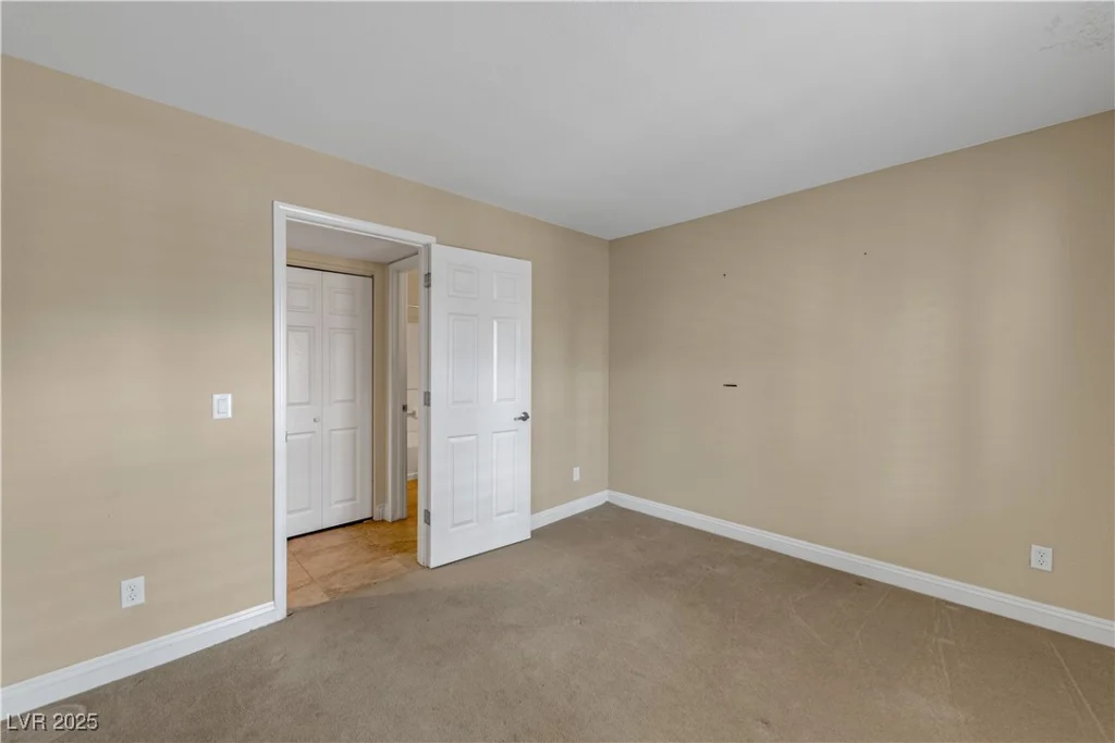2801 Rainbow, Las Vegas, NV 89108
