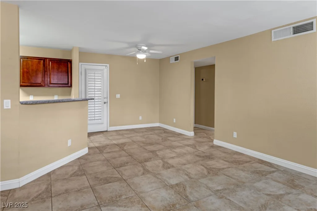 2801 Rainbow, Las Vegas, NV 89108