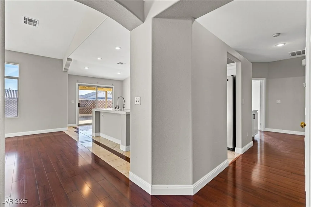 310 Coral Fountain, Henderson, NV 89014