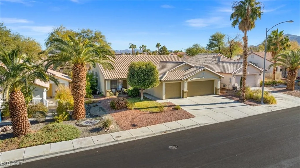 310 Coral Fountain, Henderson, NV 89014