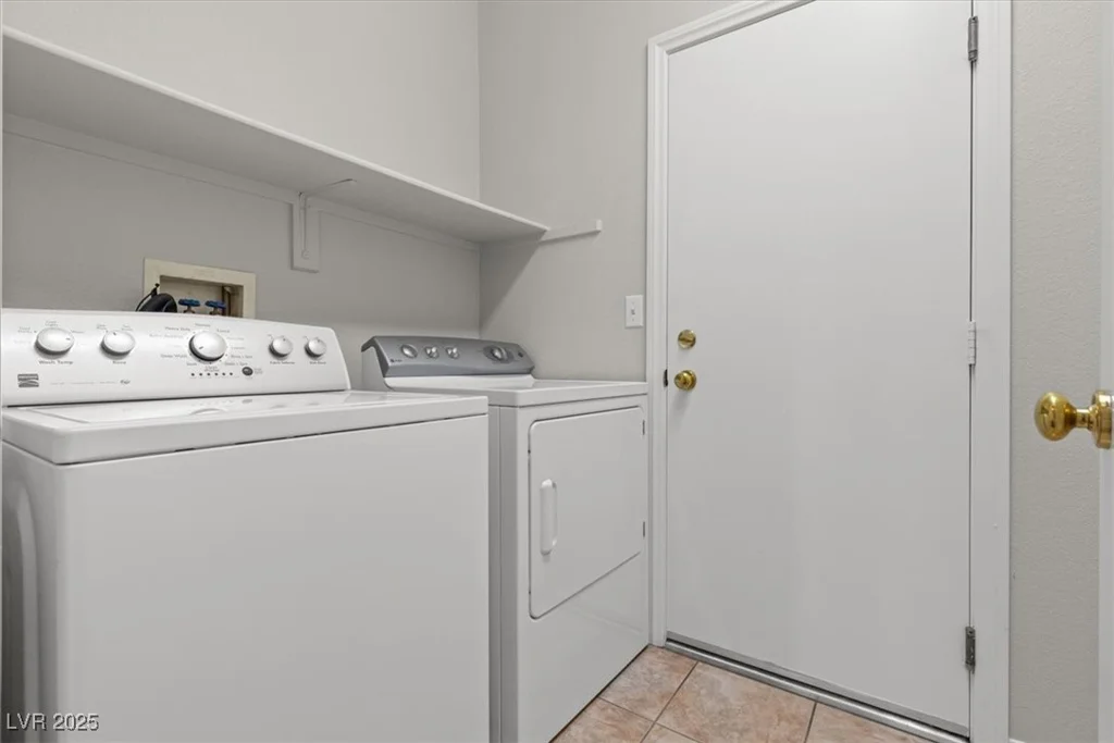 310 Coral Fountain, Henderson, NV 89014