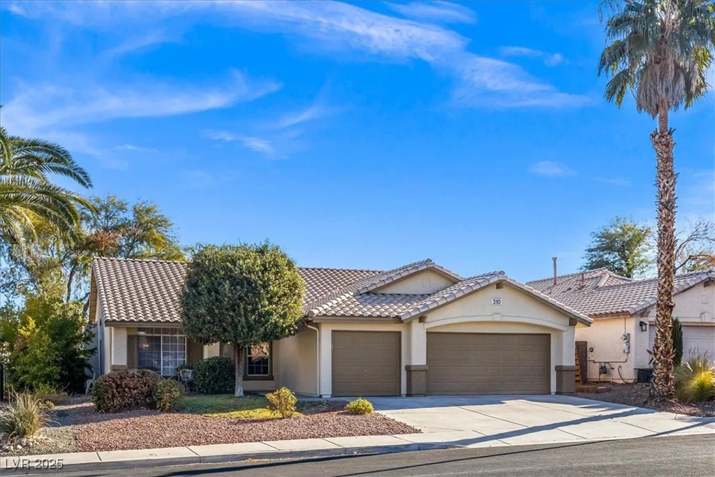 310 Coral Fountain, Henderson, NV 89014