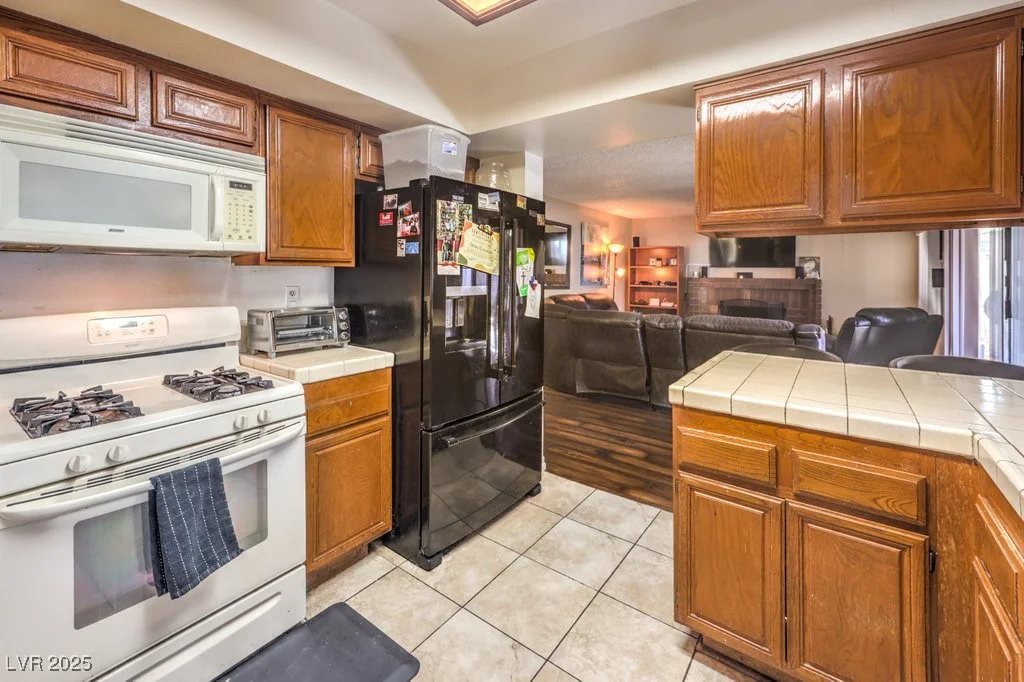 4705 Rockvale, Las Vegas, NV 89103