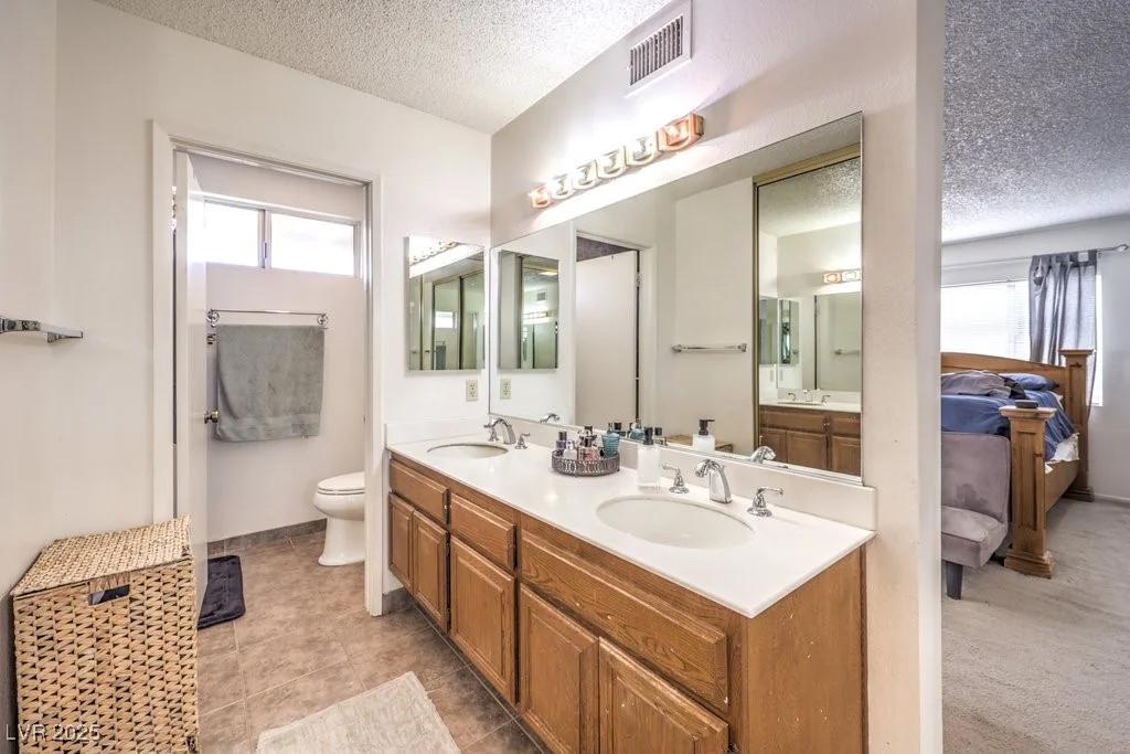 4705 Rockvale, Las Vegas, NV 89103