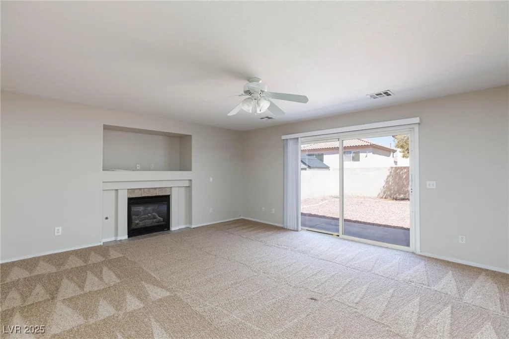10168 Maidens Wreath, Las Vegas, NV 89183