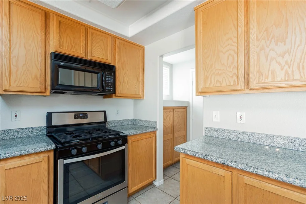10168 Maidens Wreath, Las Vegas, NV 89183