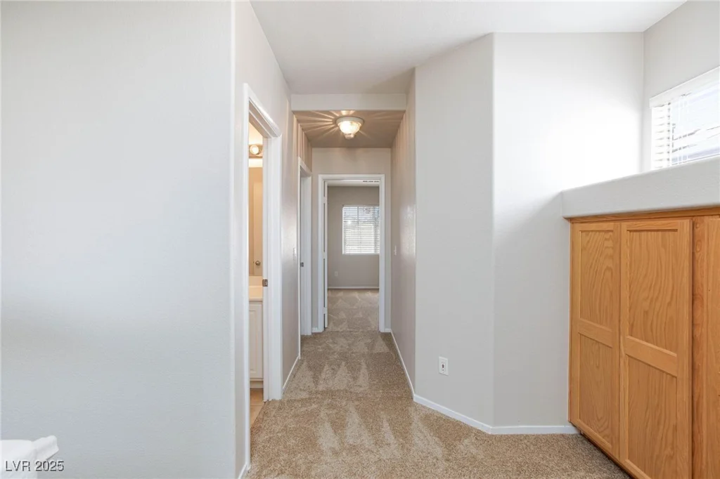 10168 Maidens Wreath, Las Vegas, NV 89183
