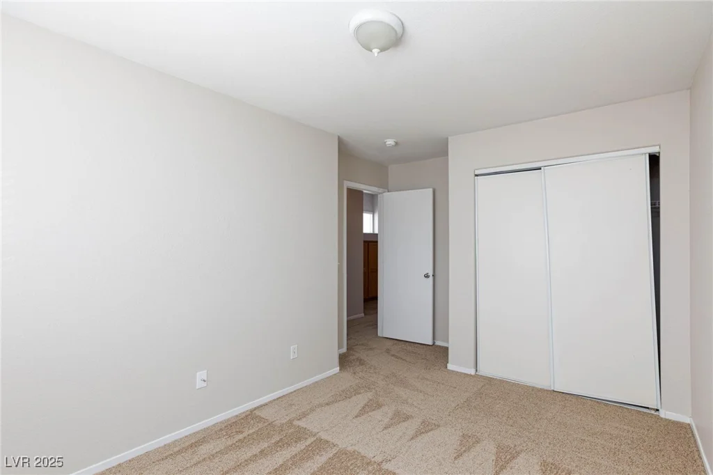 10168 Maidens Wreath, Las Vegas, NV 89183