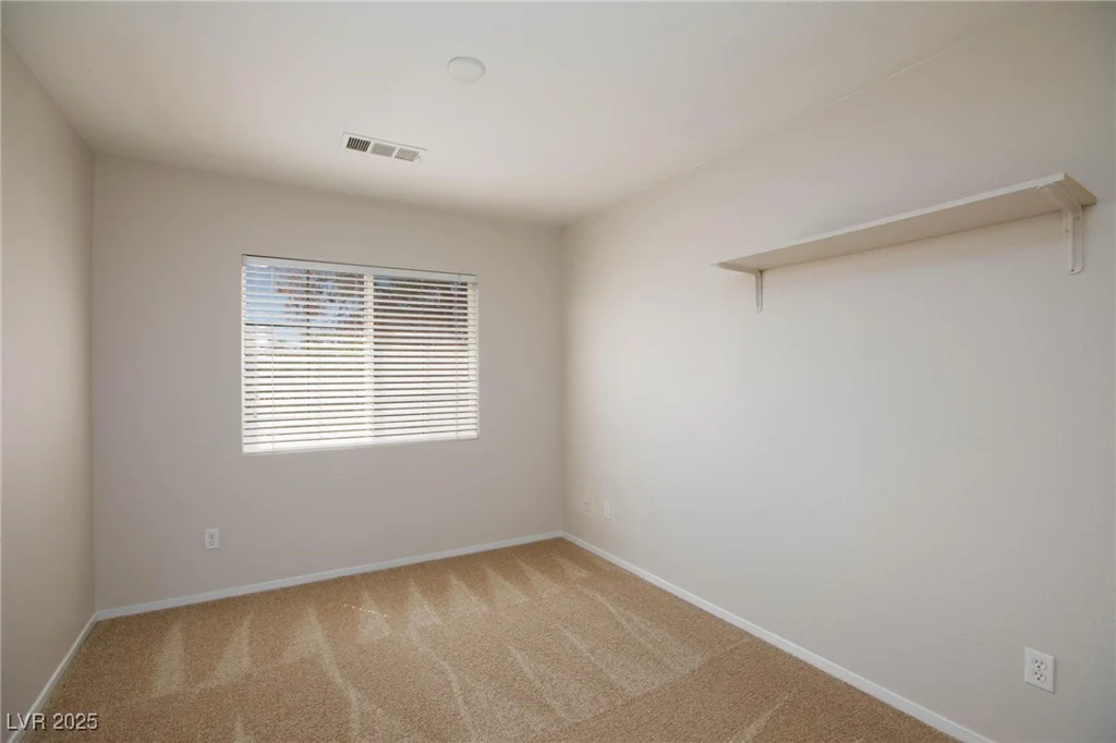 10168 Maidens Wreath, Las Vegas, NV 89183