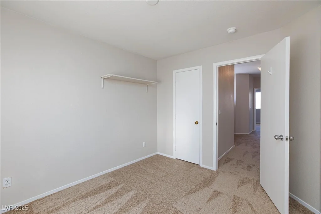 10168 Maidens Wreath, Las Vegas, NV 89183
