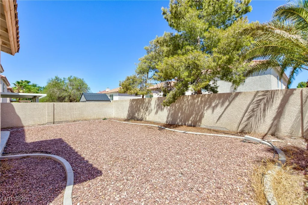 10168 Maidens Wreath, Las Vegas, NV 89183