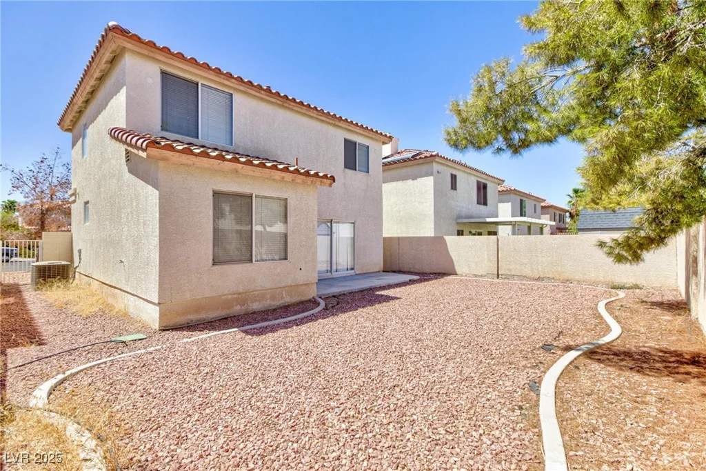 10168 Maidens Wreath, Las Vegas, NV 89183
