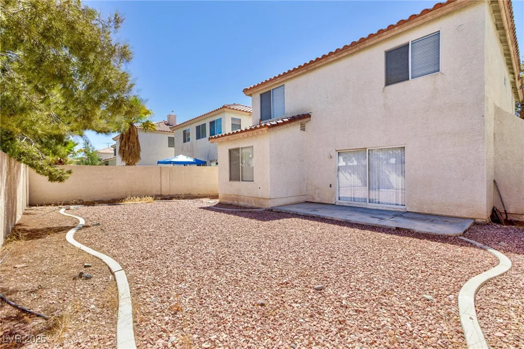 10168 Maidens Wreath, Las Vegas, NV 89183