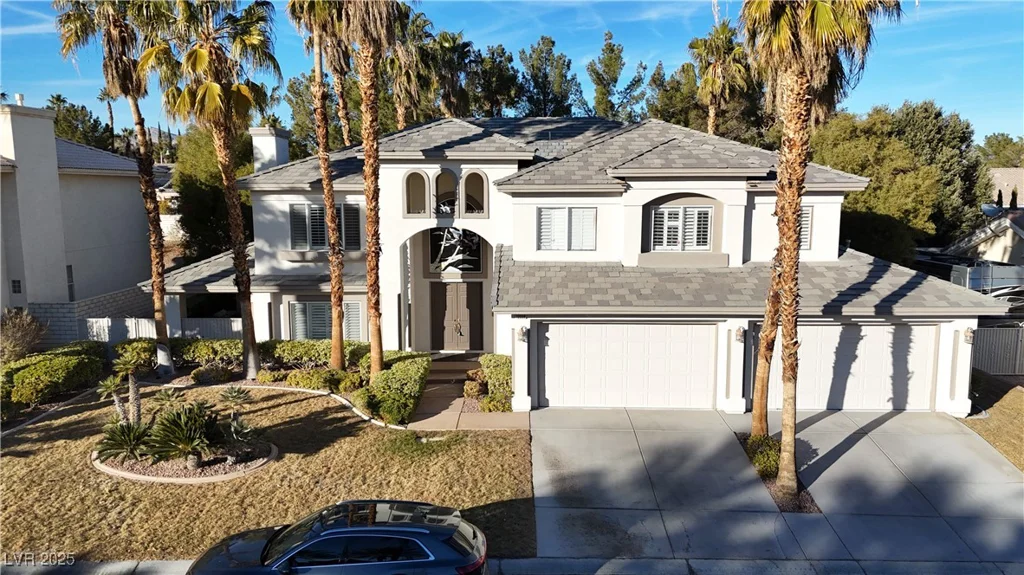 10008 Rolling Glen, Las Vegas, NV 89117