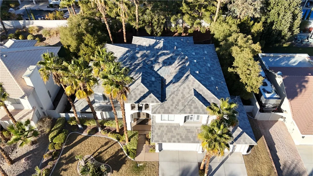 10008 Rolling Glen, Las Vegas, NV 89117
