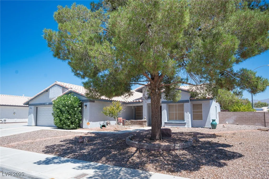 6408 Fisher, Las Vegas, NV 89130