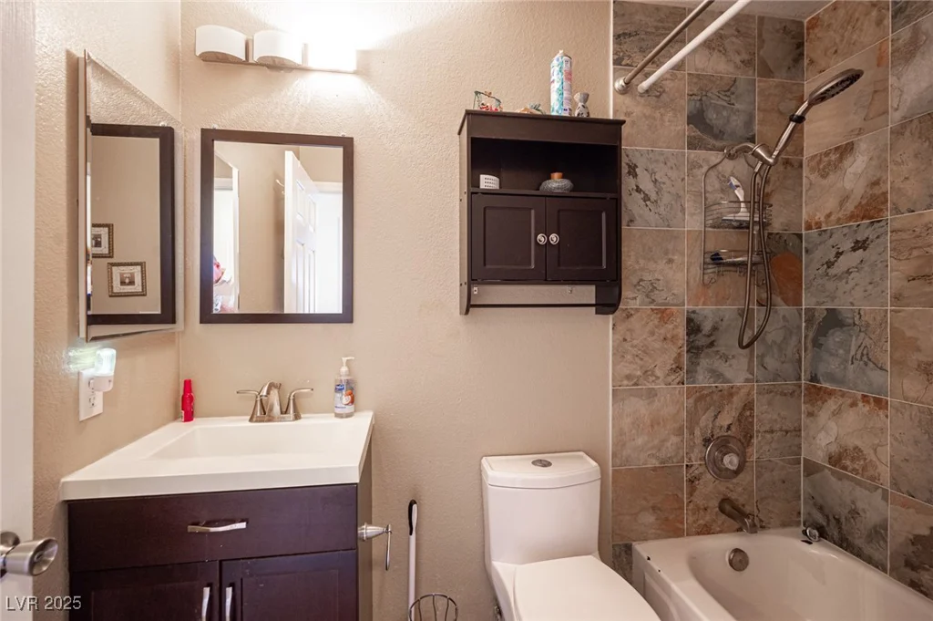 6408 Fisher, Las Vegas, NV 89130