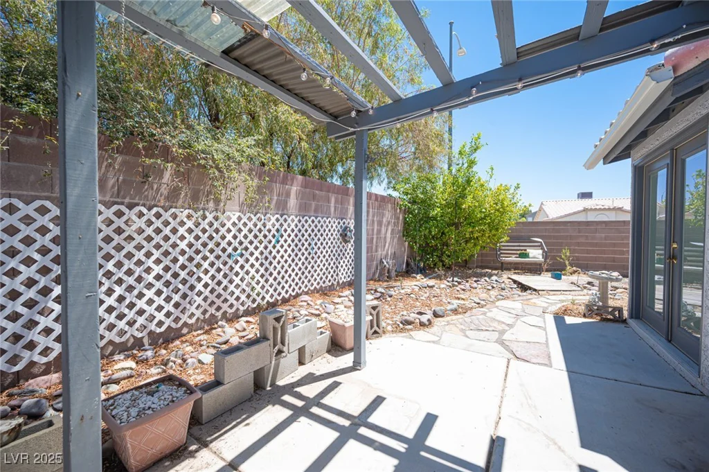 6408 Fisher, Las Vegas, NV 89130