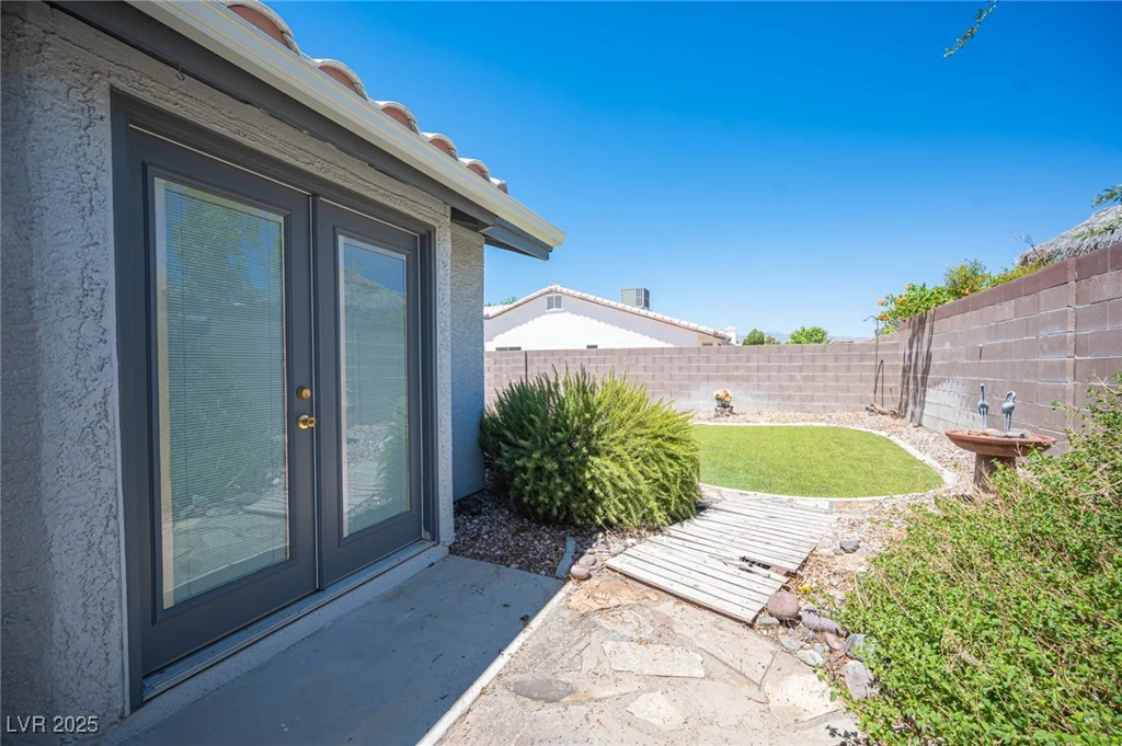 6408 Fisher, Las Vegas, NV 89130