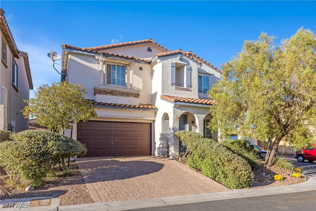 10822 Drake Ridge, Las Vegas, NV 89166
