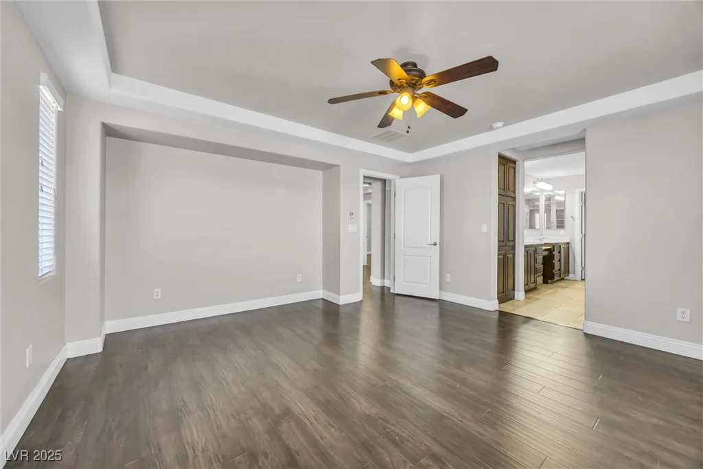 10822 Drake Ridge, Las Vegas, NV 89166