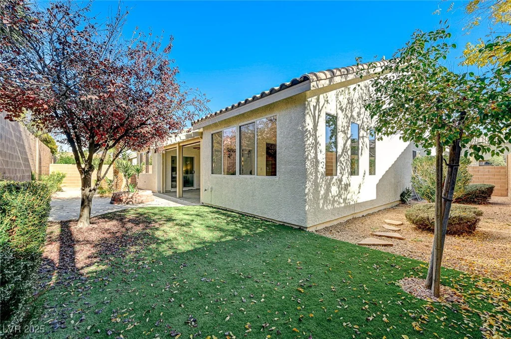 11119 Cantoria, Las Vegas, NV 89141