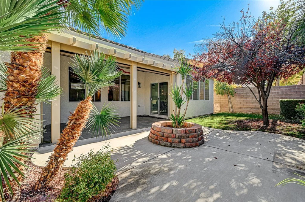 11119 Cantoria, Las Vegas, NV 89141