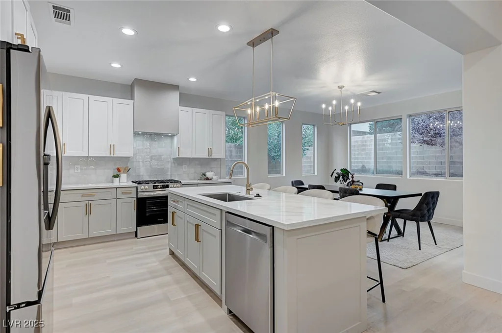 11119 Cantoria, Las Vegas, NV 89141