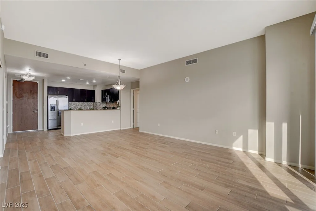 8255 Las Vegas, Las Vegas, NV 89123