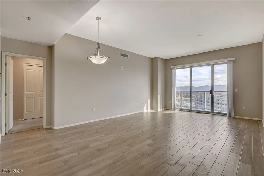 8255 Las Vegas, Las Vegas, NV 89123