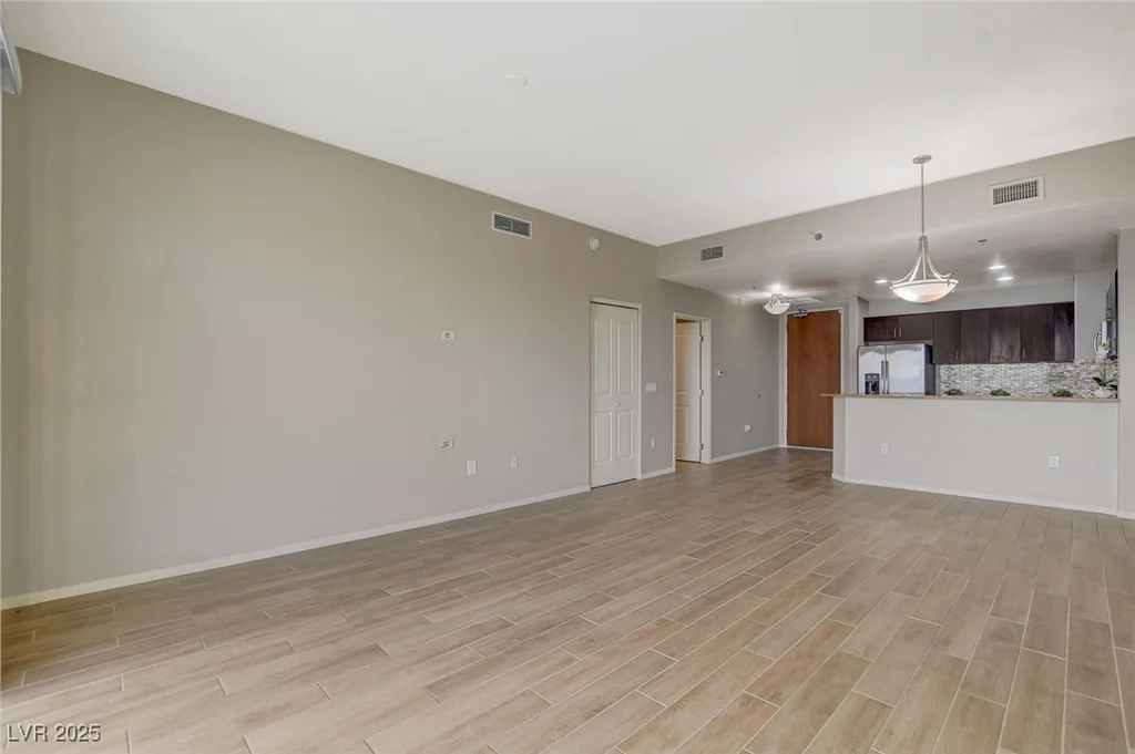 8255 Las Vegas, Las Vegas, NV 89123