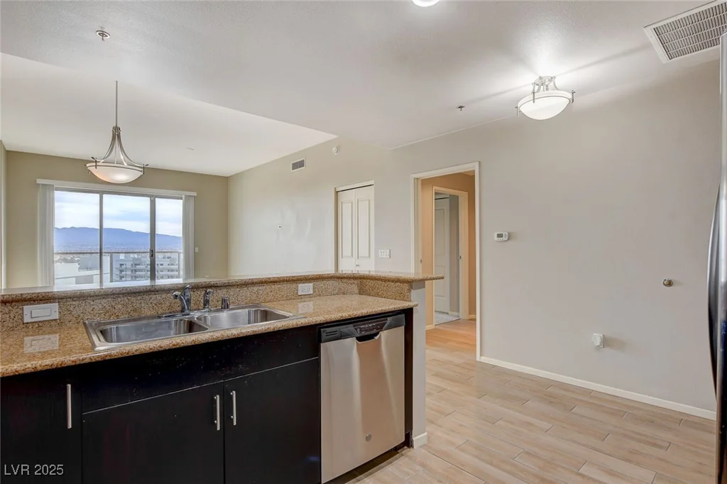 8255 Las Vegas, Las Vegas, NV 89123