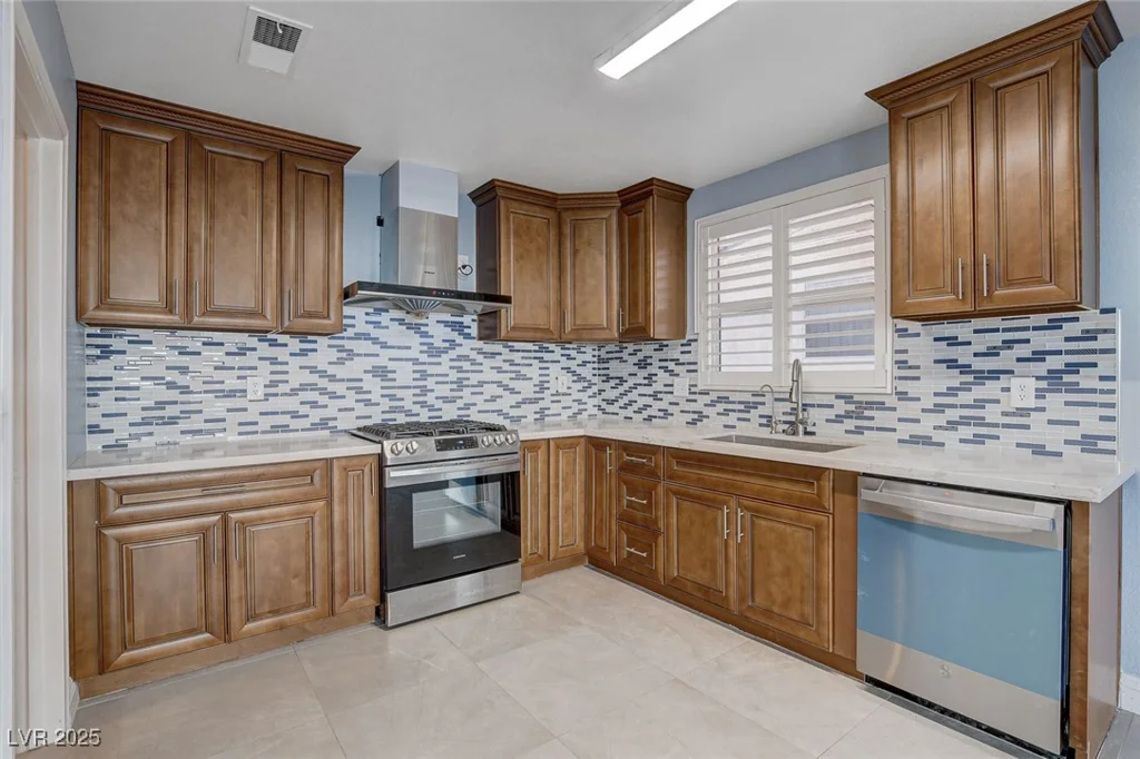8214 Mt Brodie, Las Vegas, NV 89145