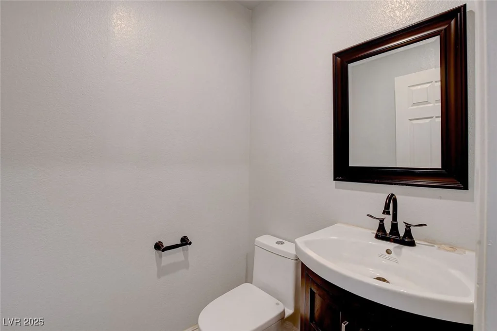8214 Mt Brodie, Las Vegas, NV 89145