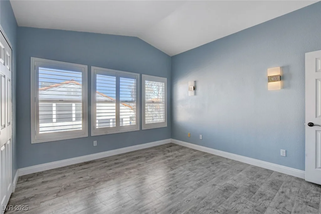 8214 Mt Brodie, Las Vegas, NV 89145