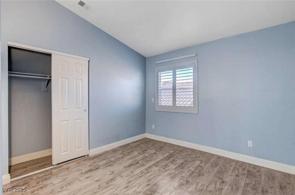 8214 Mt Brodie, Las Vegas, NV 89145