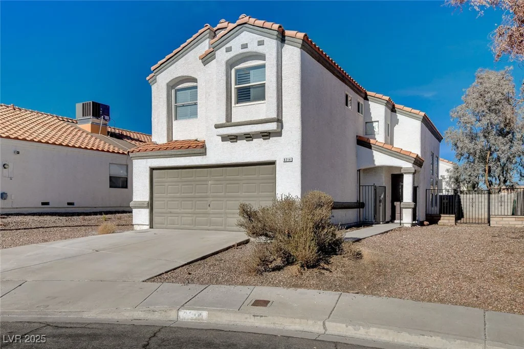 8214 Mt Brodie, Las Vegas, NV 89145