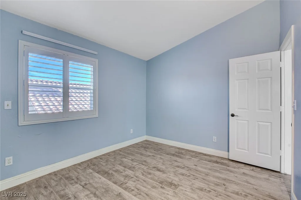 8214 Mt Brodie, Las Vegas, NV 89145