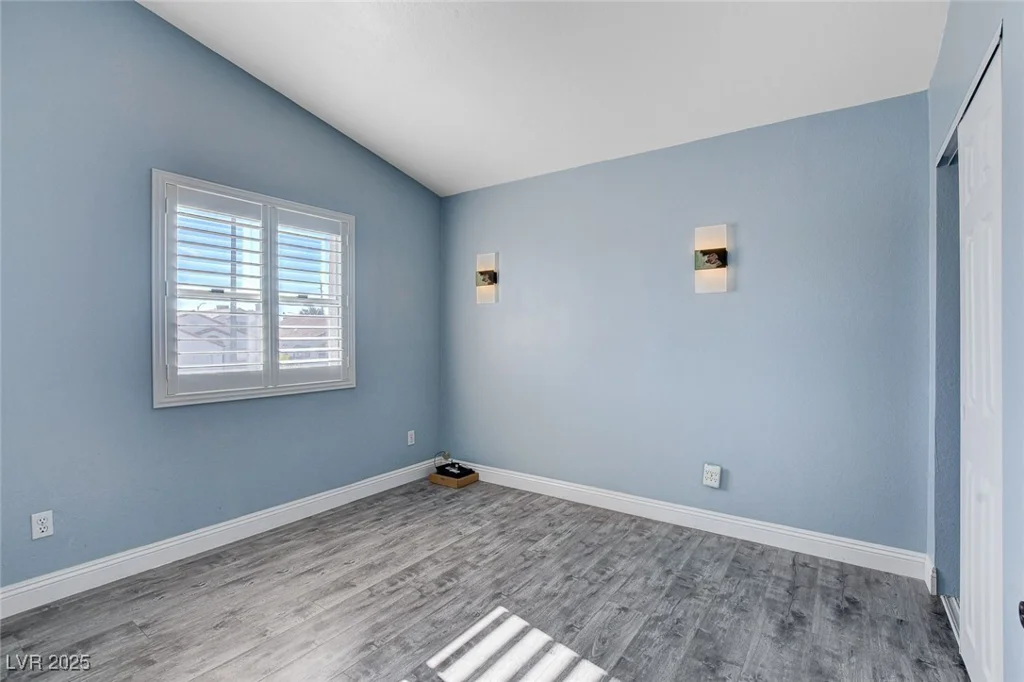 8214 Mt Brodie, Las Vegas, NV 89145