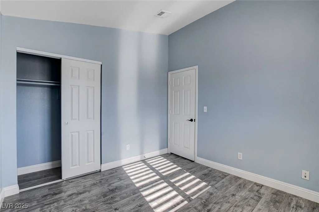 8214 Mt Brodie, Las Vegas, NV 89145